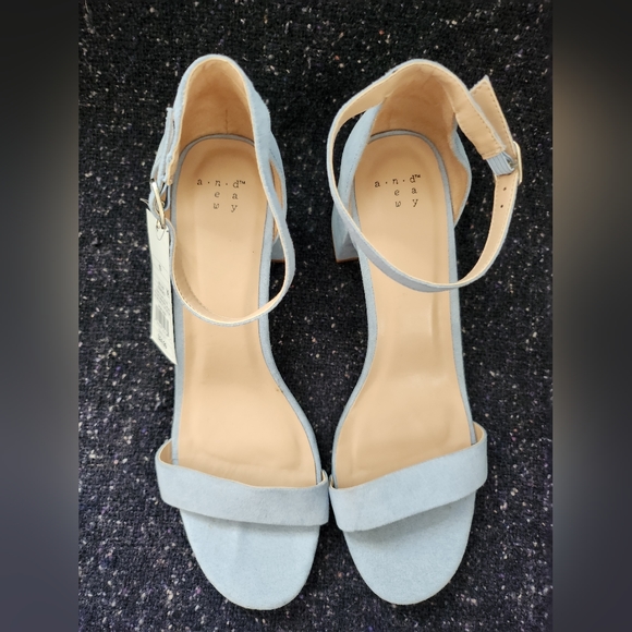 Light Blue Platform Heel Size 10 - Picture 5 of 5